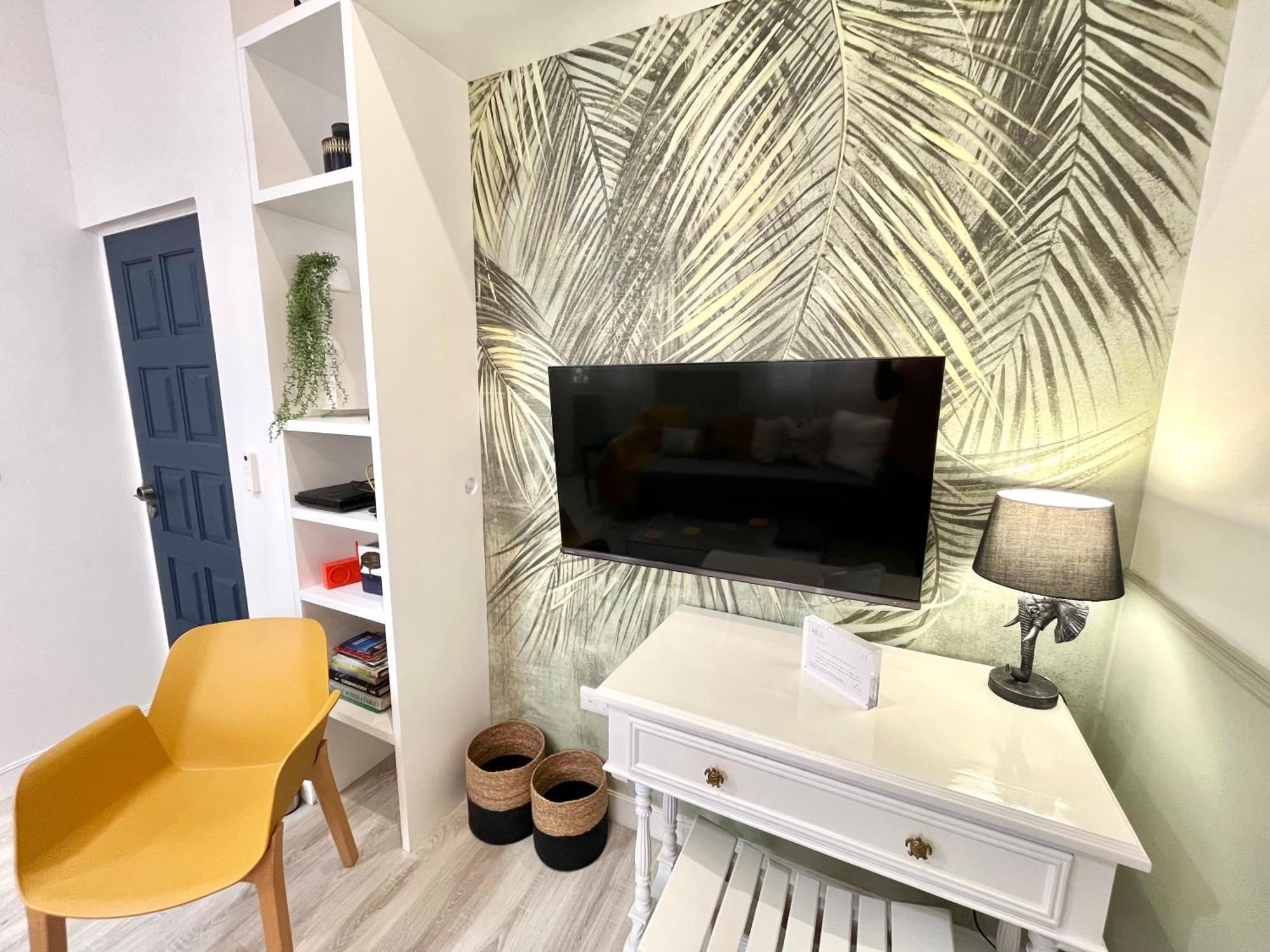 Casa Hugo City Center Фор дьо Франс Екстериор снимка